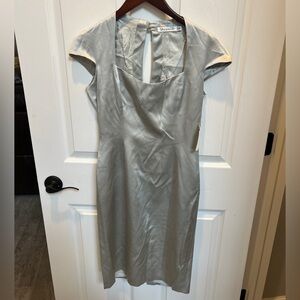 NWT Tahari Gray Women's Satin Midi Dress with Cap sleeve and Button detail Sz M